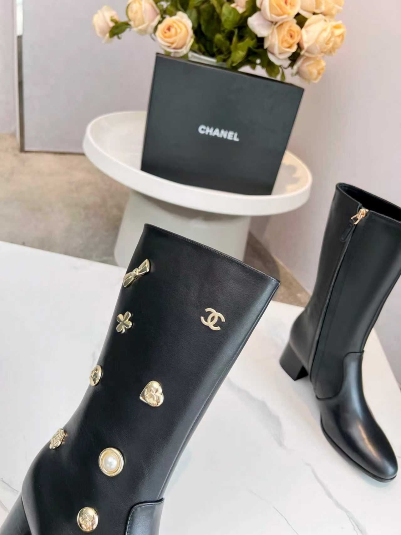 Ch**el boots